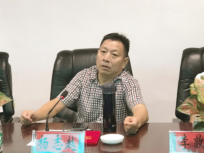 新增顾问杨志越参谋长表示,有幸见证广东临湘商会从17年成立,发展到